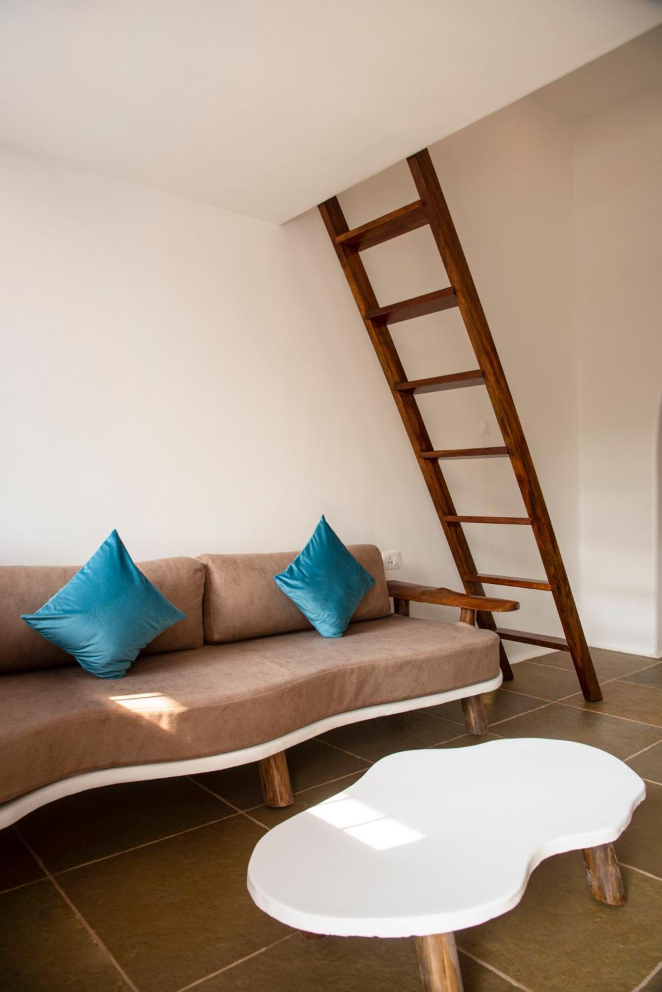 Conch Resort Luxury Private Pool Suites Pondicherry Exterior foto